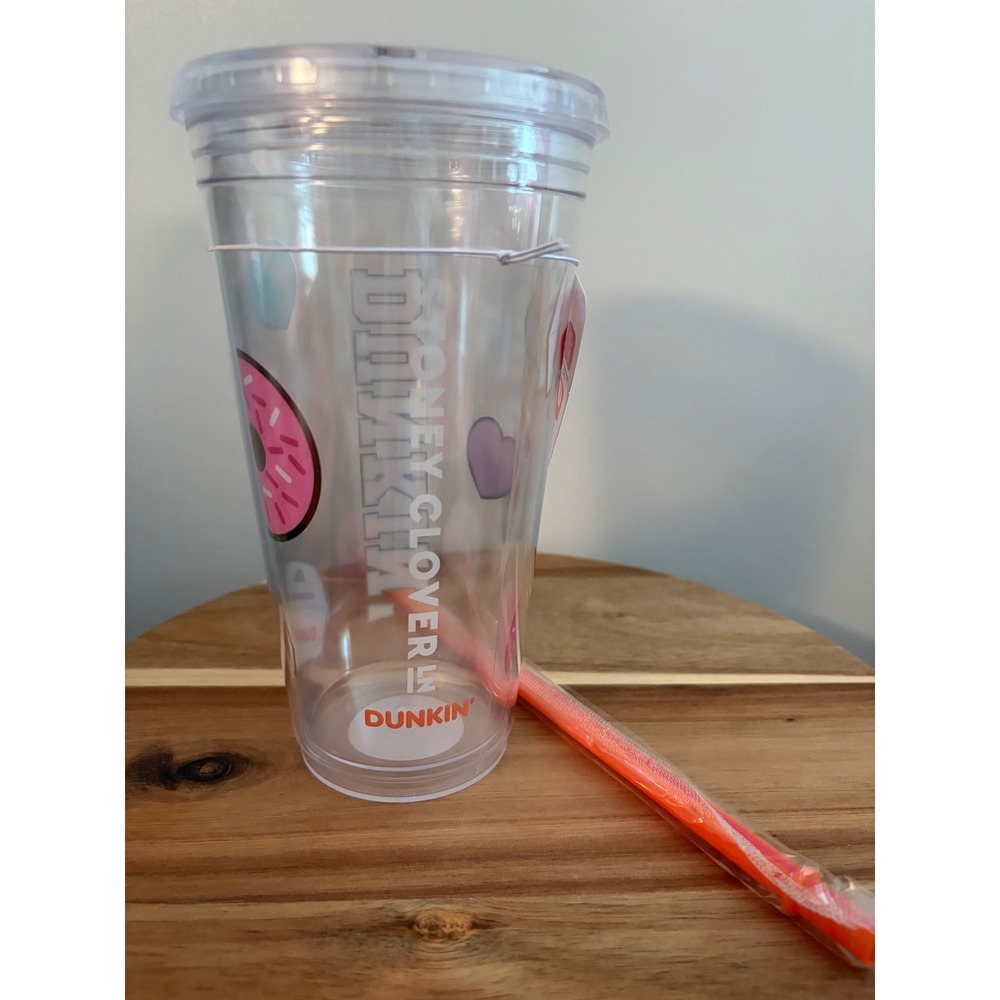 Dunkin 2026 Stoney Clover LN 24 oz Clear Tumbler Cup with Straw NEW